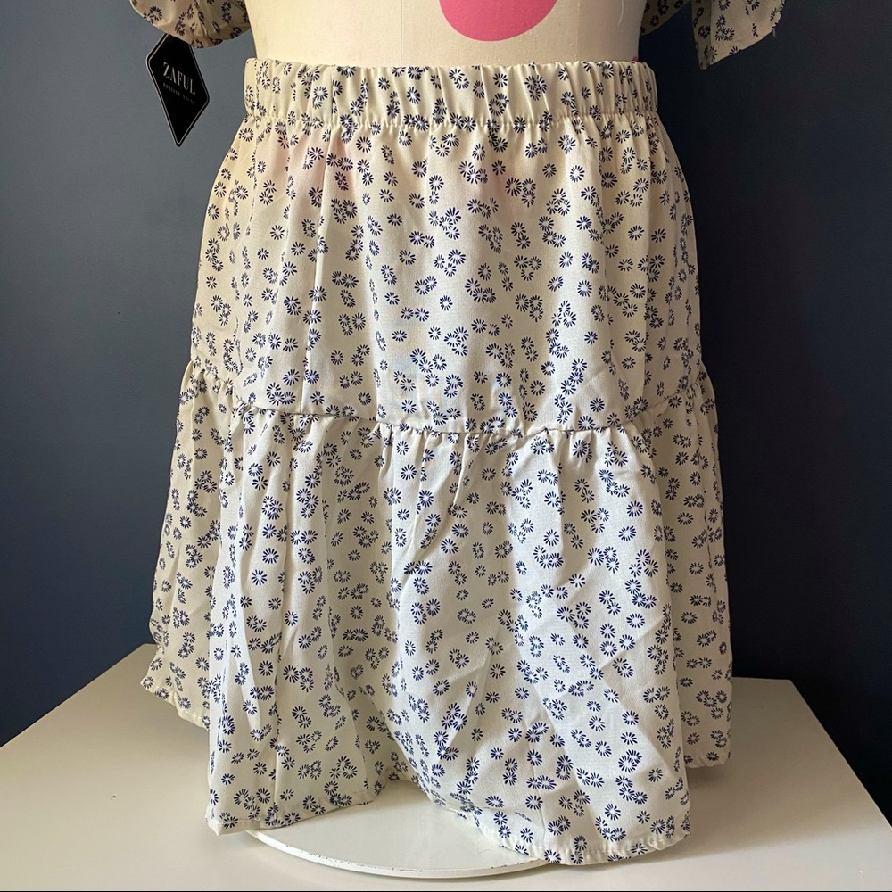 NWOT ZAFUL Shift skater skirt white blue MEDIUM